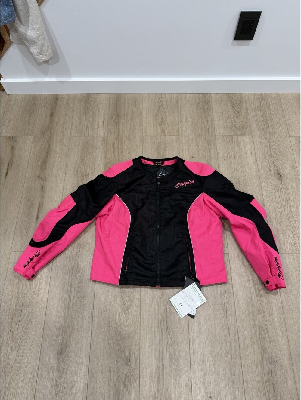 NWT Scorpion Verano Motorcycle Jacket Pink Women’s 2XL FLAWS
